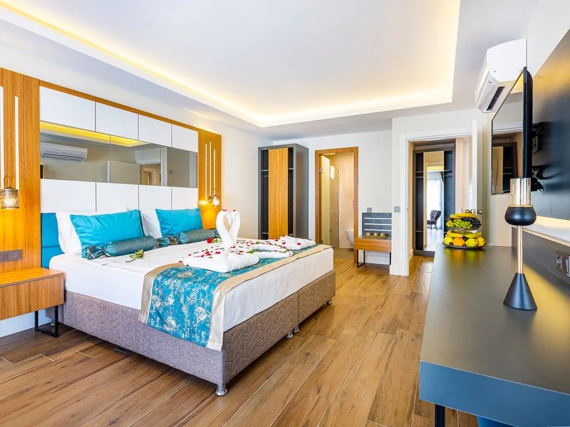 Algora Hotel - Aile Odası